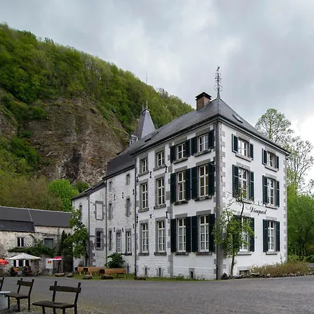 Castle Near River Ambleve, Cleaning Included Σπίτι διακοπών *