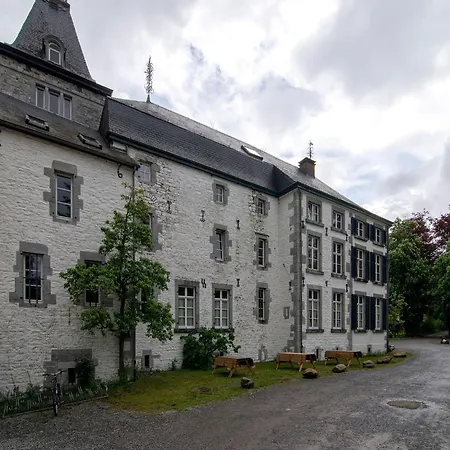Σπίτι διακοπών Castle Near River Ambleve, Cleaning Included Aywaille